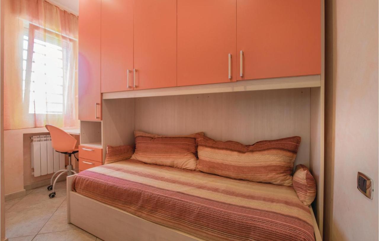 Awesome Apartment In Bari With Wifi المظهر الخارجي الصورة