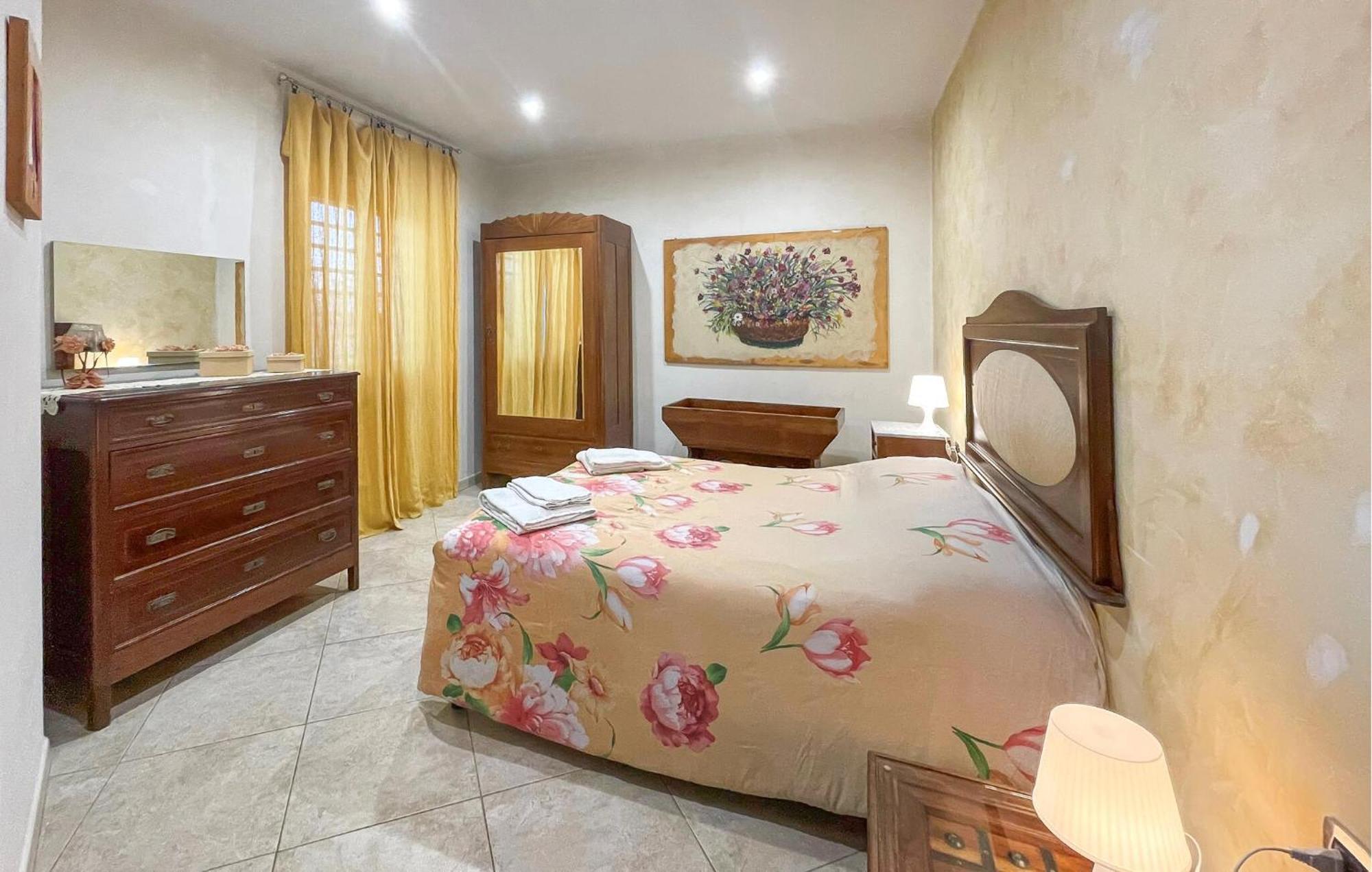 Awesome Apartment In Bari With Wifi المظهر الخارجي الصورة